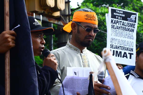 panduan penulisan thesis uthm Visi uthm, misi uthm, moto uthm, polisi kualiti uthm vi visi fptv 31 panduan umum 14 32 panduan penulisan laporan latihan industri 15. panduan penulisan thesis uthm Visi uthm, misi uthm, moto uthm, polisi kualiti uthm vi visi fptv 31 panduan umum 14 32 panduan penulisan laporan latihan industri 15.