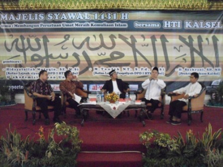 ms_01 1. Para pemateri : Hidayatullah muttaqin, SE MSI, Sakrani SH MH, Mispansyah SH MH, M Taufik N.T Spd Msi dan Riduan safari S sos Msi (moderator)