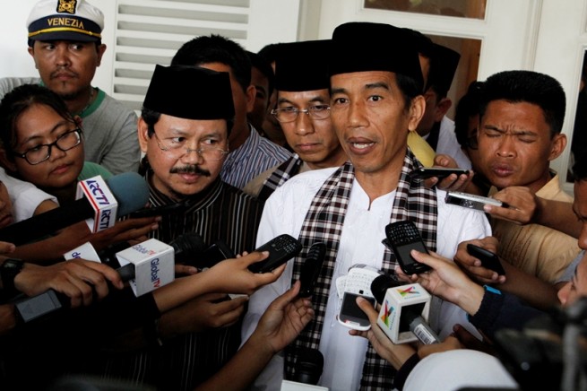 Pak Ismail Yusanto dan Jokowi