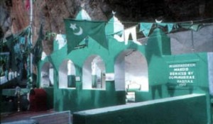 Sri Lanka Buddhists Target Mosque, Hijab