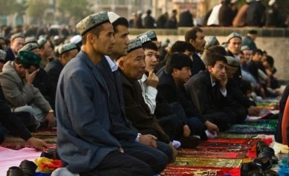 Hasil carian imej untuk china tindas islam